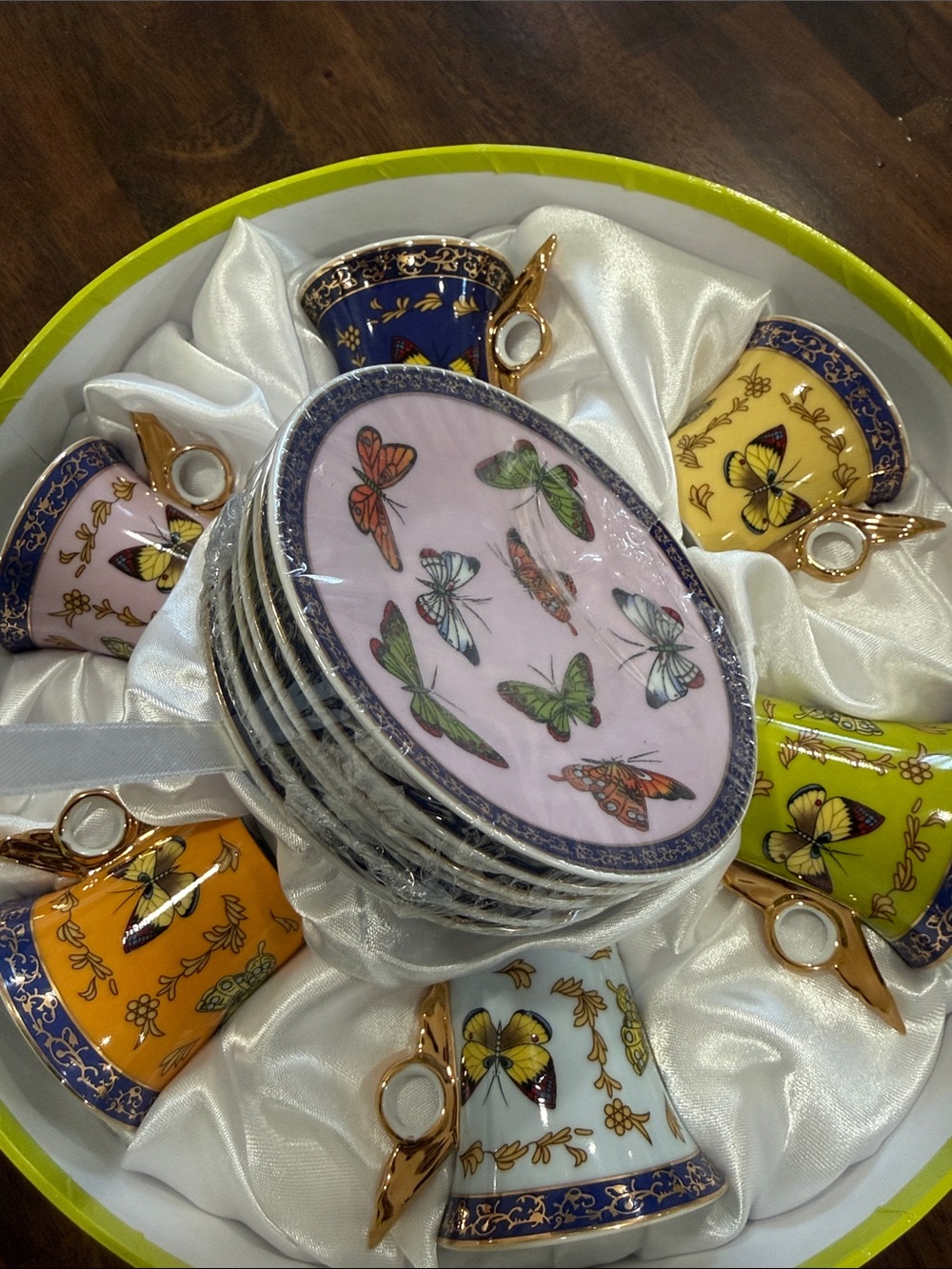 Classic Coffee & Tea Cup Set - Butterflies Pattern - Multicolor - Picture 3 of 12